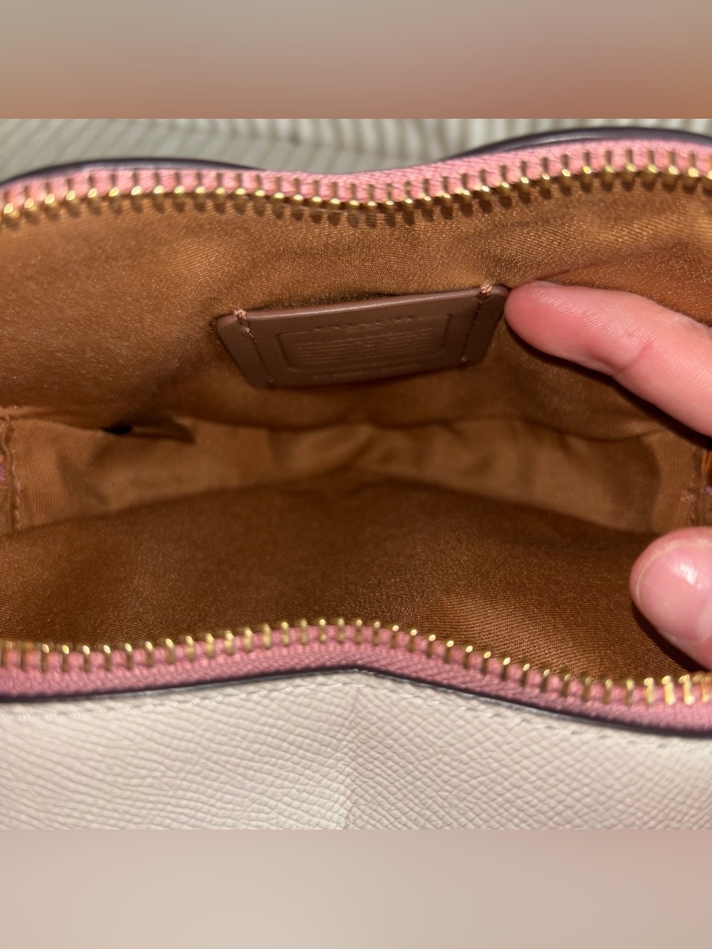 Coach Pink Cherry Print Beige Heart Crossbody - Picture 11 of 13